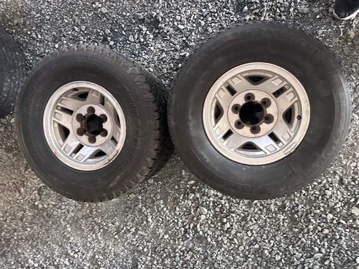 旧70ランクルプラドに使用していたホイール&タイヤ