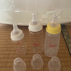 哺乳瓶3本セット　pigeon ピジョン　の画像