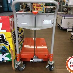 【引取限定】中古美品 東正車輌株式会社（TOSEI) ゴールドリフター 油圧・足踏式 許容荷重：200㎏【ハンズクラフト戸畑店】 ※購入の際に、「ジモティーを見てきました」とお声掛けください。 当店オリジナルグッズを差し上げています！の画像