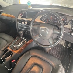 アウディ A4 1.8T H21年式の画像