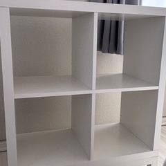 IKEA カラックス　シェルフ　下部フレーム付き　ホワイトの画像