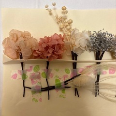 髪飾り　プリザーブドフラワー　ドライフラワーの画像
