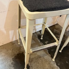 【ダルトン製】③バーチェア／背もたれなし・スタッキング可・カウンター用 の画像