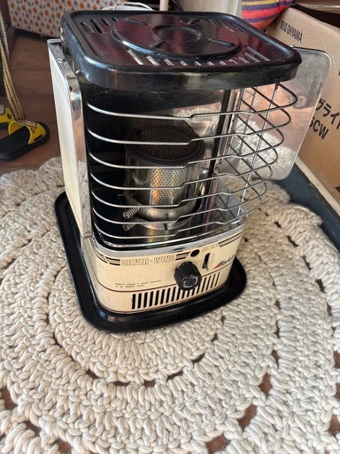 アラジン石油ストーブ シルバーウイング J175 Aladdin SILVER WING ヒーター アウトドア 現状品