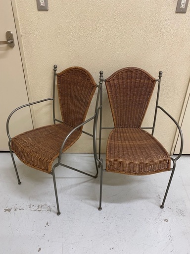 ペニーワイズ　ガーデンチェア2脚セット