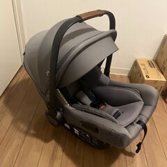 nuna ベビーカー チャイルドシート セットの画像