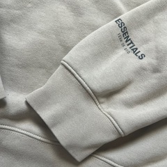 essentials スウェット の画像