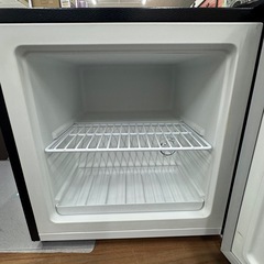 USED 冷凍庫 MAXZEN 2023年製 31Lの画像