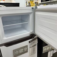 J3018 【リユースのサカイ柏店】　Hisense ハイセンス　　2ドア冷蔵庫　HR-B12C　右開きタイプ　2022年製　クリーニング済み　参考価格29,480円の画像
