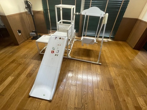 ジャングルジム