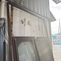 窓型口枠セット土間引戸 ペアガラス４枚セットになります。の画像