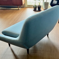 KEYUCAの二人掛けソファ　ベビィブルー色ですの画像