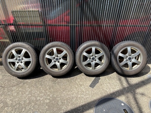 スタッドレスタイヤアルミホイールセット