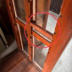 ガラス棚　アンティーク　引き戸　カフェなどされる方　の画像