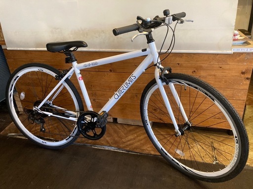 【チェーン新品！】6段変速　700×32cクロスバイク　ホワイト