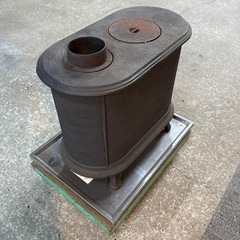 鋳物薪ストーブの画像