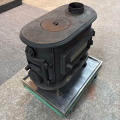 鋳物薪ストーブの画像
