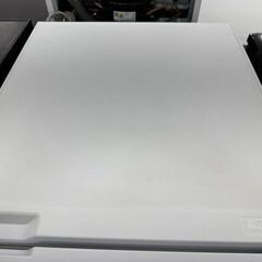 J3020 【リユースのサカイ柏店】　Hisense ハイセンス　2ドア冷蔵庫　AT-RF160　右開きタイプ　2022年製　クリーニング済み　参考価格39,800円の画像
