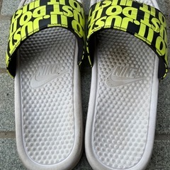NIKE JDI ベナッシサンダル　２９ｃｍの画像
