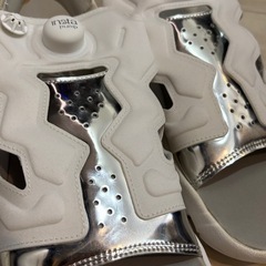 INSTAPUMP FURY ポンプフューリーサンダルの画像