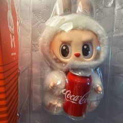 THE MONSTERS コカ・コーラ シリーズ ぬいぐるみ ラブブ labubu coca cola コーララブブ　【缶】
の画像