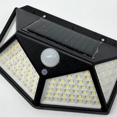 未使用◆LEDソーラー充電センサーライト◆広範囲４面の画像