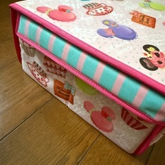 ディズニー カップケーキデザイン収納ボックス 2個の画像