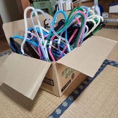 プラスチックハンガーの画像