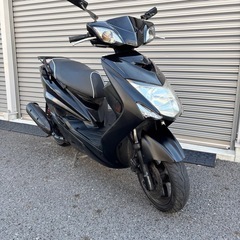 4267.人気小型　シグナスX 3型　バッテリー、シート新品　千葉県柏市　即日配送、自走引き取りも可能の画像