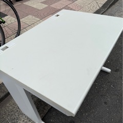 オフィスデスク　ホワイト　白　オフィステーブル　事務机の画像