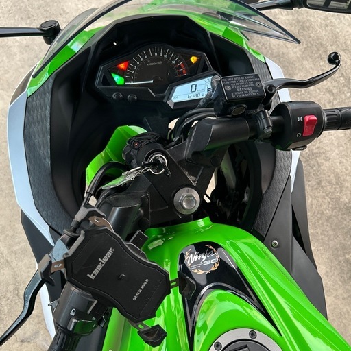 Kawasaki　ニンジャ NINJA250 ex250l　走行少　30周年限定モデル