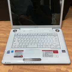 ⭐️東芝 Dynabook ノートパソコン 通電確認済み⭐️の画像