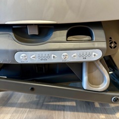 ネムリラ コードレス 店舗限定モデル シュガーベージュ　電動ハイローチェアの画像