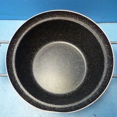 Q551　和平フレイズ　IH対応　フチ付き　蒸し料理鍋　24センチの画像