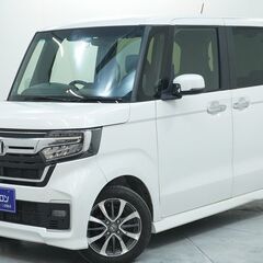 😙最新装備で収納たっぷり！広く乗れる人気軽自動車の入庫😍の画像