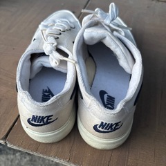 Nike スニーカー の画像