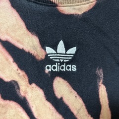 127・古着・adidas・刺繍トレフォイル・グランジT・S程の画像