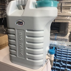 【中古/未使用】ウォータータンク　7点（12リットル／コック付き）現地販売中！の画像