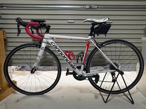 Cannondale OPTIMO TIAGRAカスタムパーツ付