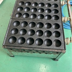 【中古】大阪引取歓迎　ガステーブル　たこやき台　鉄板3枚仕様　ガス3口　都市ガス　屋台　出店　野外販売も【II193　KNI1F068】の画像