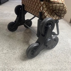 キャリーカート　ショッピングカート　3輪タイプ　保冷　階段　台車　移動　買い物　便利　中古　①の画像