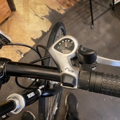 クロスバイク　700x 28c 6段変速　マットブラックの画像