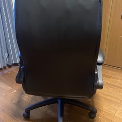オフィスチェア
の画像