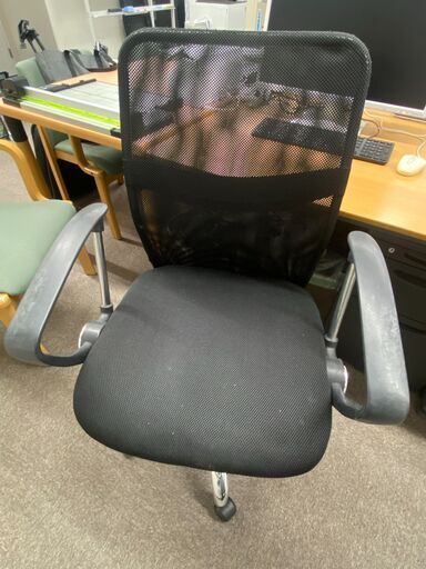 メッシュ オフィスチェア 黒 ブラック