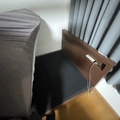 ニトリ セミダブルベッドの画像