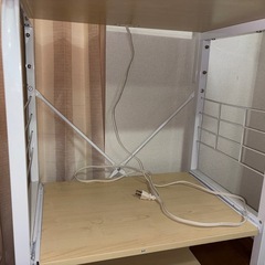【最終値下】レンジ台付き収納棚／コンセント2口／キャスター付き／使用半年の画像
