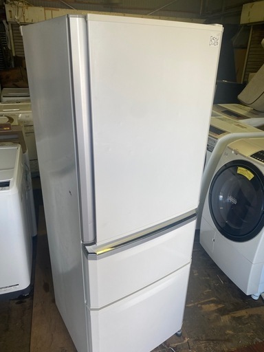 NO B526?福岡市内配送設置無料✨?三菱電機 MITSUBISHI ELECTRIC 冷蔵庫 Cシリーズ （335L・右開き） 3