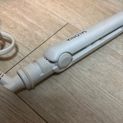 【取引中】 ストレートアイロン　コテ　本体のみのセット譲渡の画像