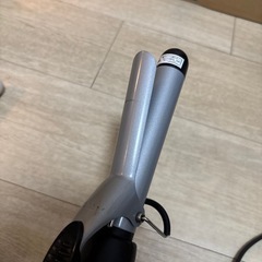 【取引中】 ストレートアイロン　コテ　本体のみのセット譲渡の画像