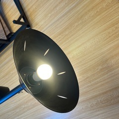 フロアライト 3灯 シスベックアッパー おしゃれ led 照明器具 の画像